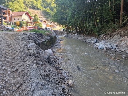 Sanacijska obnova vodotokov in hudournikov po popllavah_Stahovica (6)